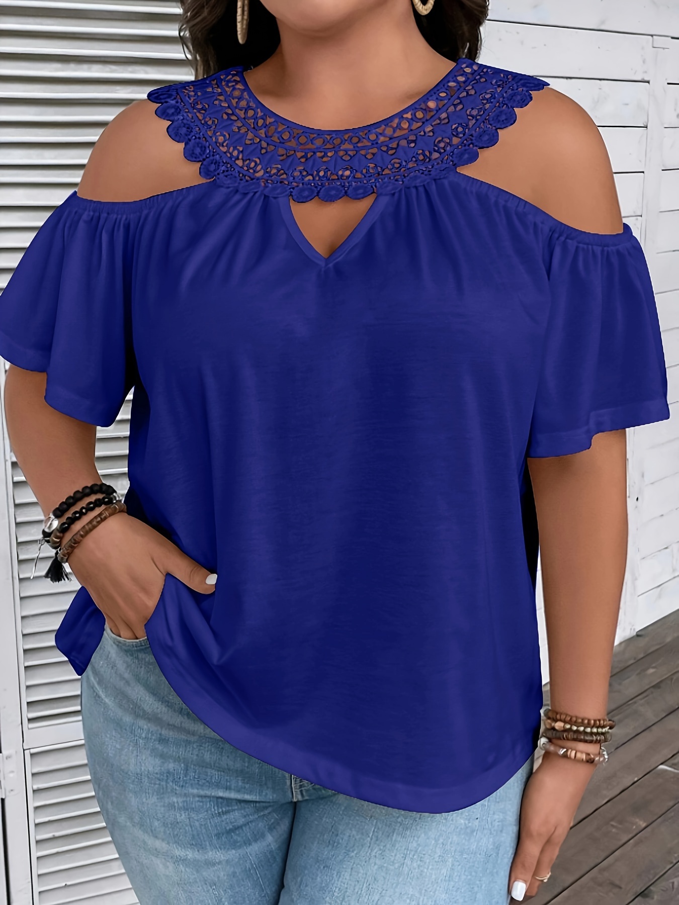 plus size lace stitching t shirt casual cold shoulder short sleeve crew neck t shirt womens plus size clothing details 0