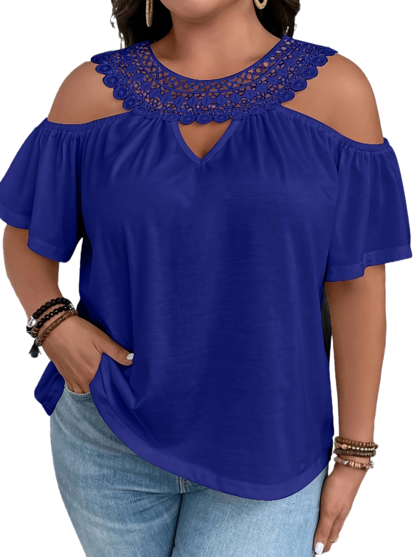 plus size lace stitching t shirt casual cold shoulder short sleeve crew neck t shirt womens plus size clothing details 4