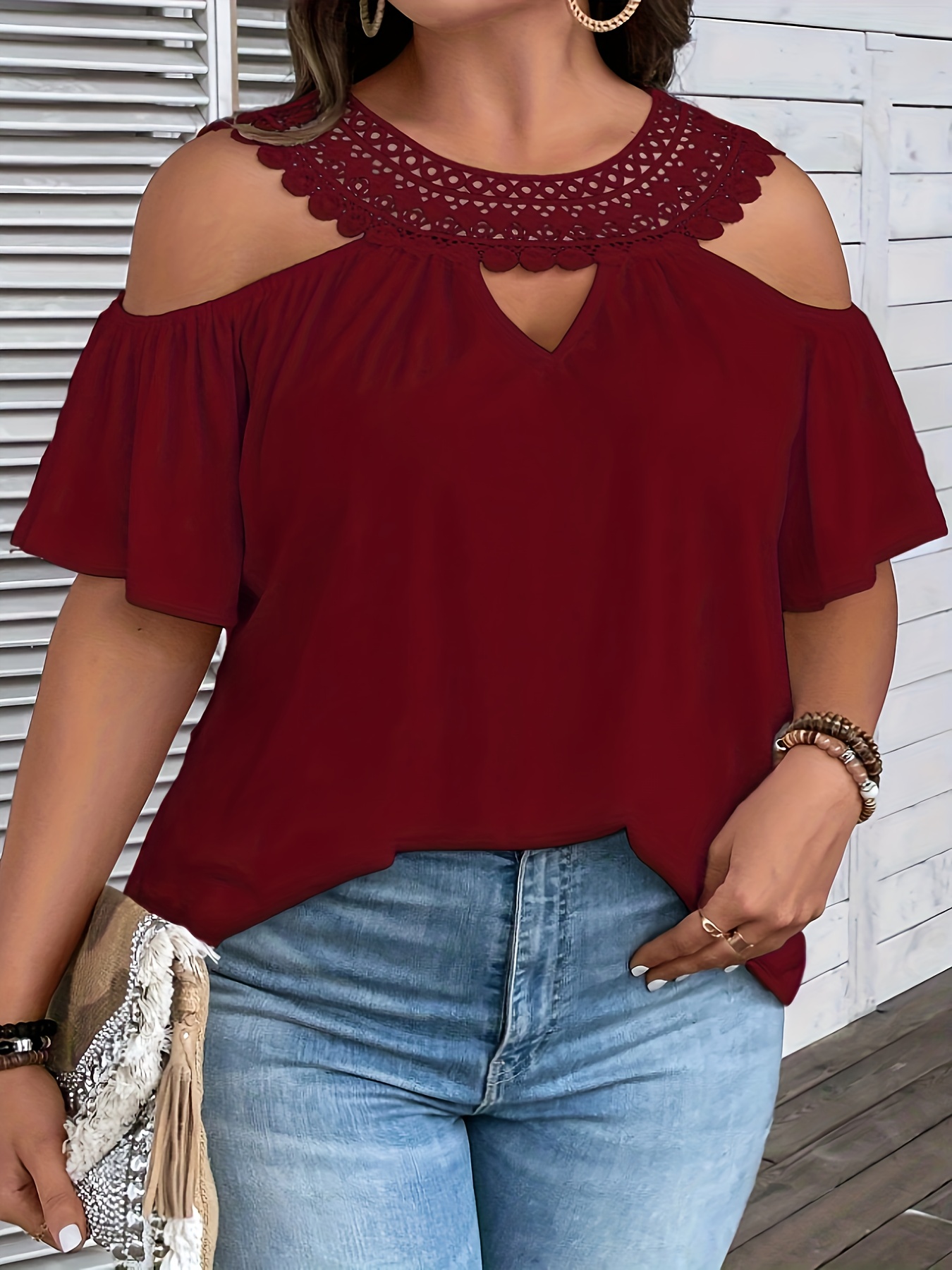 plus size lace stitching t shirt casual cold shoulder short sleeve crew neck t shirt womens plus size clothing details 7