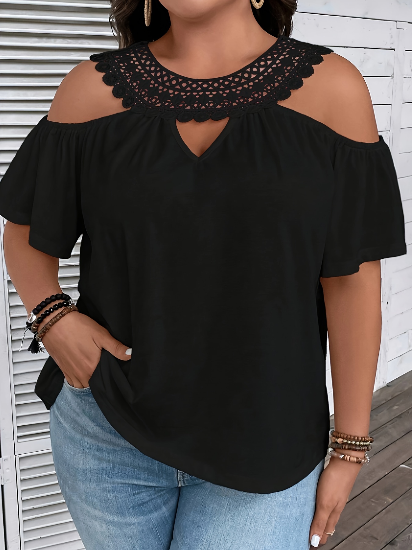 plus size lace stitching t shirt casual cold shoulder short sleeve crew neck t shirt womens plus size clothing details 9