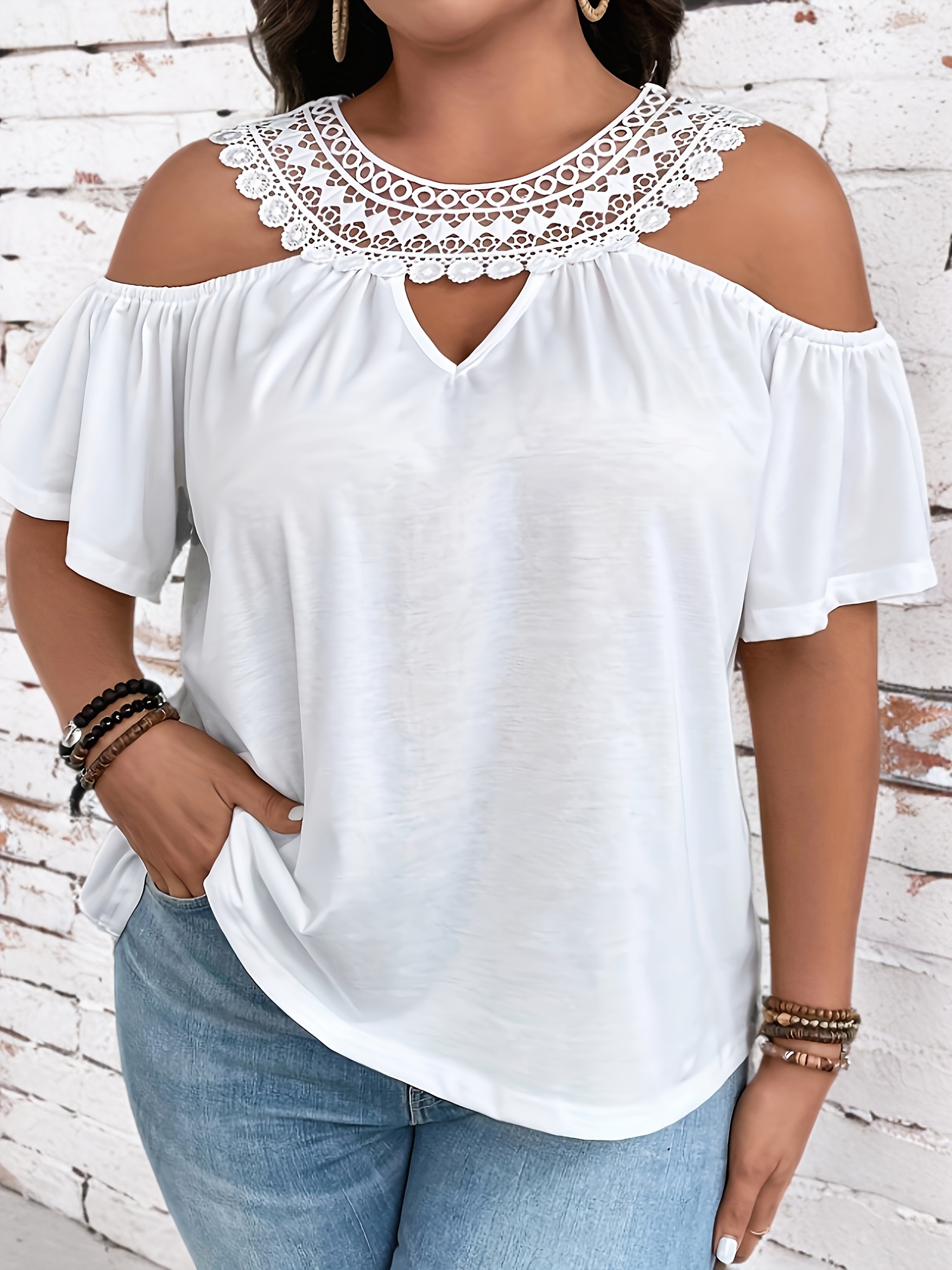 plus size lace stitching t shirt casual cold shoulder short sleeve crew neck t shirt womens plus size clothing details 17