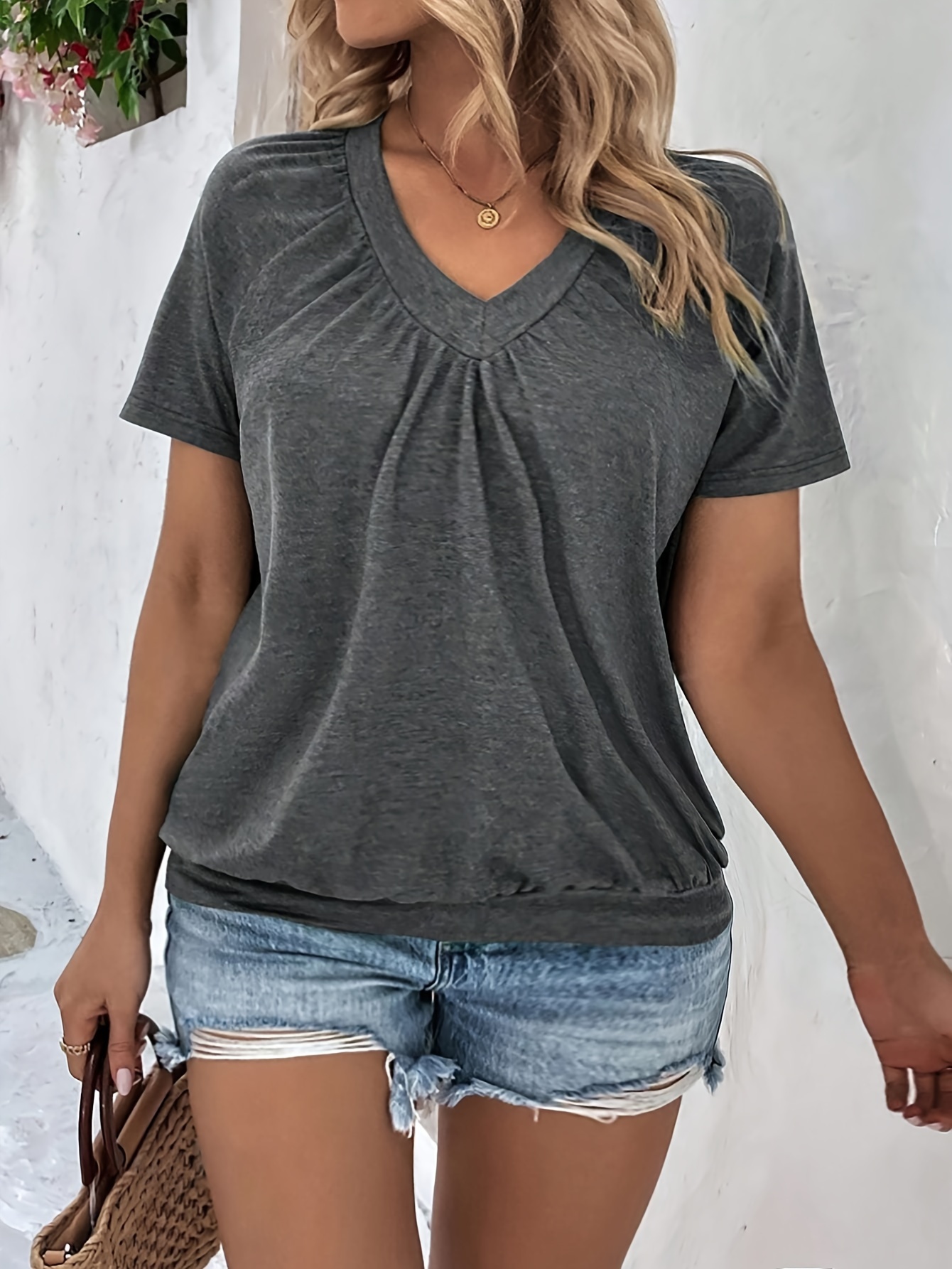 plus size solid color ruched t shirt casual short sleeve v neck top for spring summer womens plus size clothing details 5